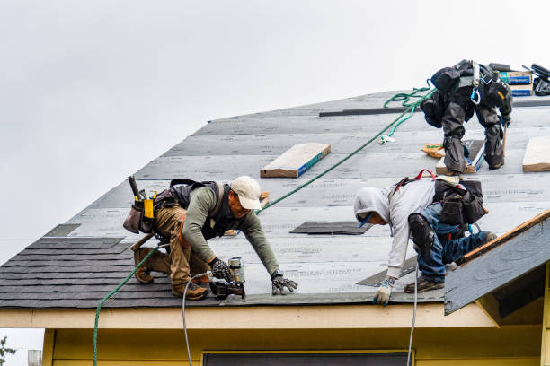 Professional Gutter Installation technician working in Keasbey, NJ